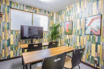 たくすぺ会議室★池袋駅徒歩１分！駅近・やすい・多目的・飲食可★ 気軽に使える多目的レンタルスペース♡の室内の写真