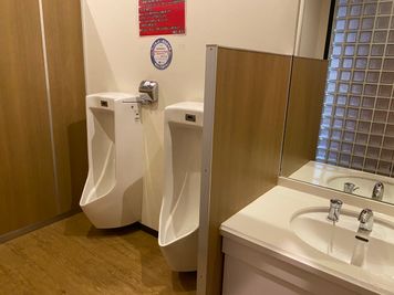 男子トイレ - NKS-405 レンタルスペースの室内の写真