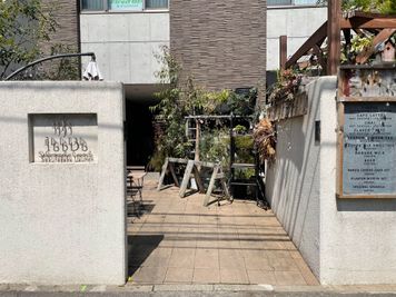 クローバルホール Bルーム　桜【定員3名】防音・アップライトピアノ有の外観の写真