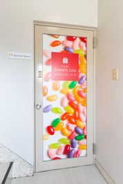 入口 - Studio Sweets box 鶯谷 【商用利用】ジェリービーンズ【多目的スタジオ】の入口の写真