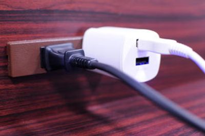 充電器貸出有り - レガーレカフェ栄 テーブルスペース ※１テーブルあたりの料金（最大４名迄）の設備の写真