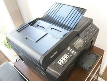 白黒10円・カラー20円（A4･B5） - レガーレカフェ栄 テーブルスペース ※１テーブルあたりの料金（最大４名迄）の設備の写真