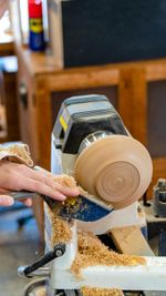 木工旋盤(ウッドターニング)あります。ご利用には木工旋盤の安全講習の受講が必要になります。 - WOODWORK CENTERの設備の写真