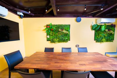 清潔感のある緑をコンセプトにしたスペース - アイマール十条 キッチンスタジオ＆貸切ダイニングの室内の写真