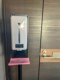 非接触体温計＆手指消毒 - わくわくスペース　あつまるべ キッチン付きレンタルスペースの設備の写真