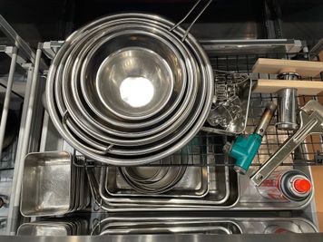 豊富な備品は無料で使用可能 - キッチンスタジオ ディッシュ キッチン付きレンタルスペースの設備の写真