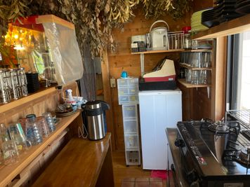 キッチン内 - カフェ御結（おむすび） キッチン付きカフェスペースの室内の写真