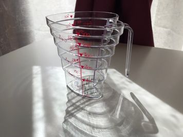 計量カップ - パーティ・誕生日会【コンビニ0分】オオノビル305「ロココ川口」 ハロウィン🎃2面採光✨ママ会👶優しい日差し💗癒し系スペースの設備の写真