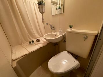 御手洗も室内にございます - レンタルサロンBloomの設備の写真