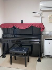 CO2測定器 - 音楽練習室スタジオアコースティック 7Bルーム（8帖アップライトピアノ：1名～2名利用）の室内の写真