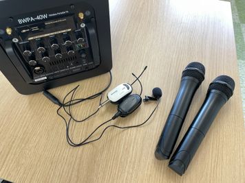 ワイヤレスマイク2ケ、ピンマイク1ケも無料貸出 - コワーキングスペースAxEL,-アクセル- 動画撮影、オンライン配信スタジオの設備の写真