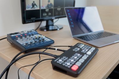ATEM Mini Proなどの機器も無料でレンタル - コワーキングスペースAxEL,-アクセル- 動画撮影、オンライン配信スタジオの設備の写真
