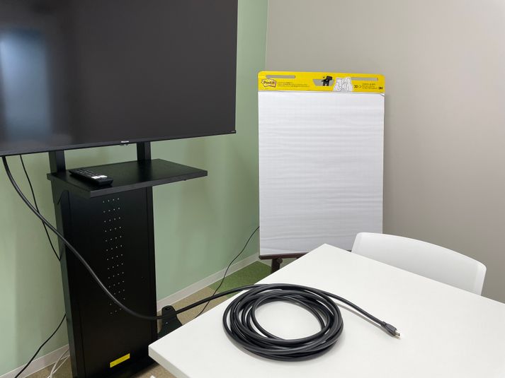 ミーティングルーム（６名） - コワーキングスペースAxEL,-アクセル-