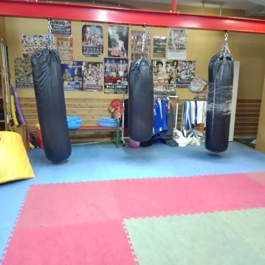 総合格闘技道場 - 光善寺駅前デパート2階