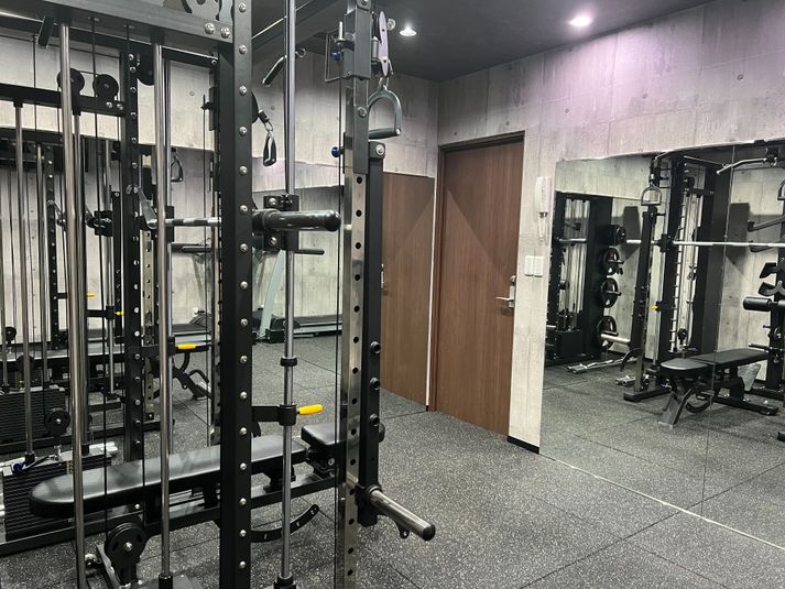 オールインワンラック＆トレッドミル部屋 - Blent