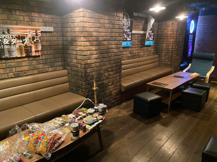 ダーツ・カラオケ・シーシャ・アミューズメントレンタルスペース - レンタルスペースBAR 2PIECE