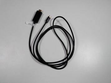 ・変換ケーブル（USBtypeC-HDMI）：１個 - 《gRoom武蔵小杉》レンタルスペース  会議室/テレワーク/セミナー/撮影etcの設備の写真