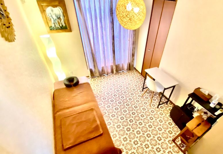 お姫様の部屋。 ベット付き（マッサージベット） - レンタルスペースモモ