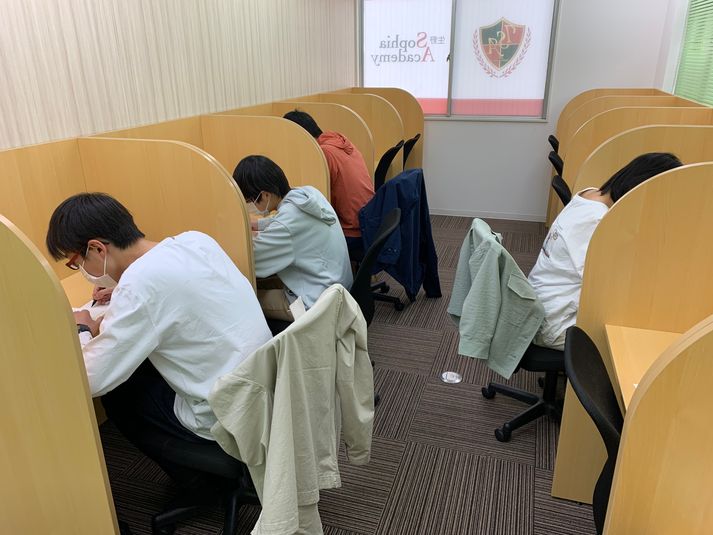 自習室　パーティション付き机貸し - 佑啓塾　ナレッジベース