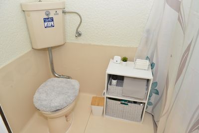 ◆トイレ室内（男女兼用） - レンタルサロンHaruka蒲田店 レンタルサロンHarukaの設備の写真