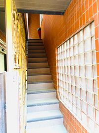 入り口は２階 - ピアノレンタルルーム【ムジカ】 【北区・板橋区】レンタルスペース・教室開講の入口の写真