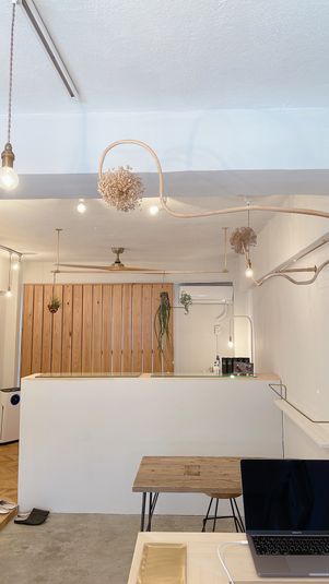 カフェ風レンタルサロン - M DOT +