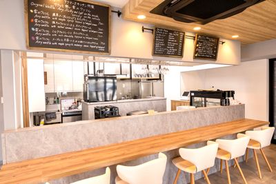 SAKUMA'S KITCH-INN （サクマーズキッチン） 🉐 お洒落なカフェ1-2F 丸ごと貸切りプラン！無料駐車場付きの設備の写真