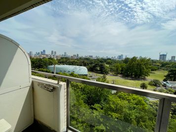【ベランダからの眺望_2】 - TIME SHARING 新宿御苑前 壱丁目参番館 1001の室内の写真
