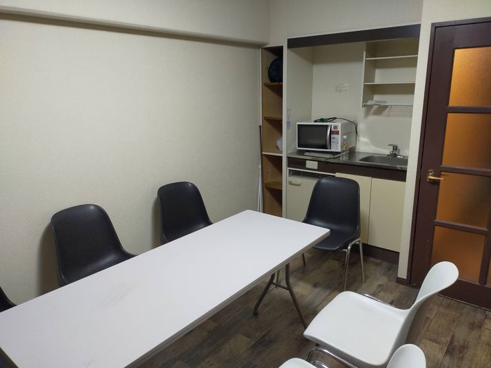 ≪ルームA≫女子会やパーティ！鍋パ、タコパ等調理可、面接等も便利 - 【ヒミツキチ】船橋駅徒歩5分