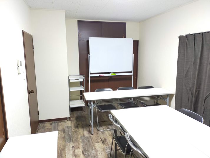 ≪ルームB≫会議やミニセミナー等に最適！7人位が快適最大14人席 - 【ヒミツキチ】船橋駅徒歩5分