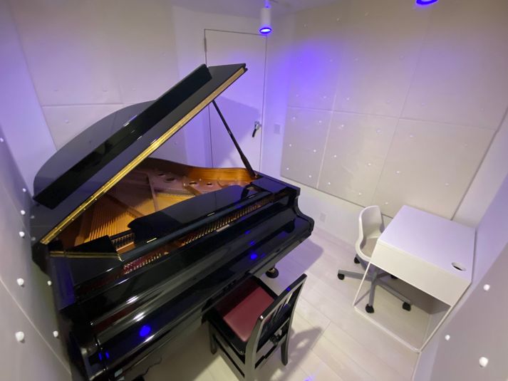 【カルパ音楽スタジオ】グランドピアノ付き完全防音室 - カルパ音楽スタジオ