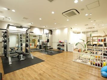 施設概要 - パーソナルジムAid 淀屋橋店 完全個室レンタルジム・スタジオの室内の写真