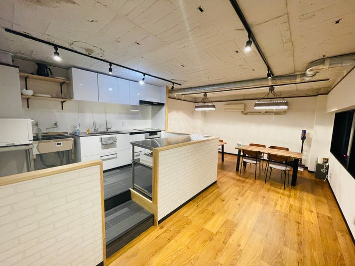 So-We-Shinbashi-　＋Kitchen - MIYAGAWABldg.