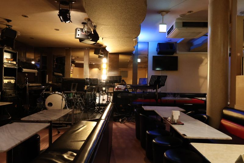 ブルーシャトウYAMASE - ブルーシャトウYAMASE　中央飯倉ビル１Ｆ