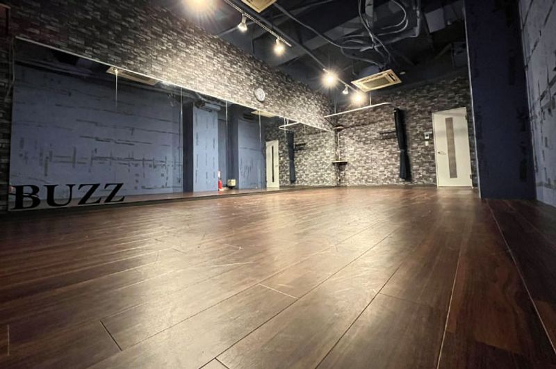 2st - 浦和 レンタルスタジオ　STUDIO BUZZ 