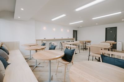 【ナチュラルで可愛い内装】 - 【閉店】TIME SHARING WORK 綱島 オープン席の室内の写真