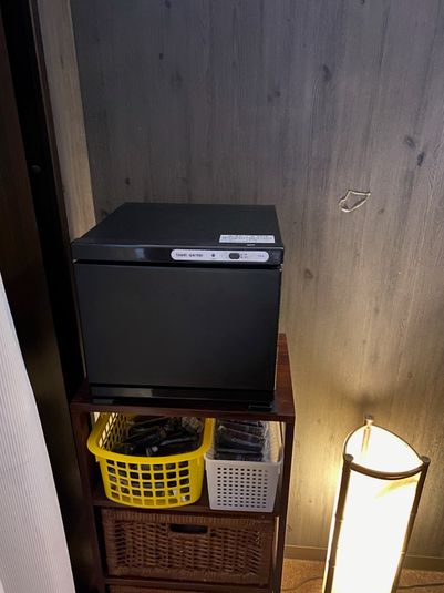 エステ器具、施術ベッド付き完全個室 - あさがお鍼灸整骨院