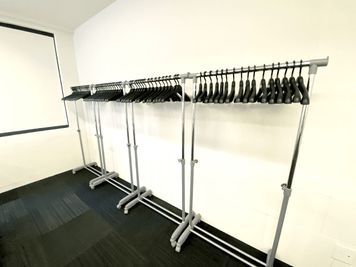 大阪会議室 梅田北新地店 Room A（セルフ設営/当日予約OK）の設備の写真