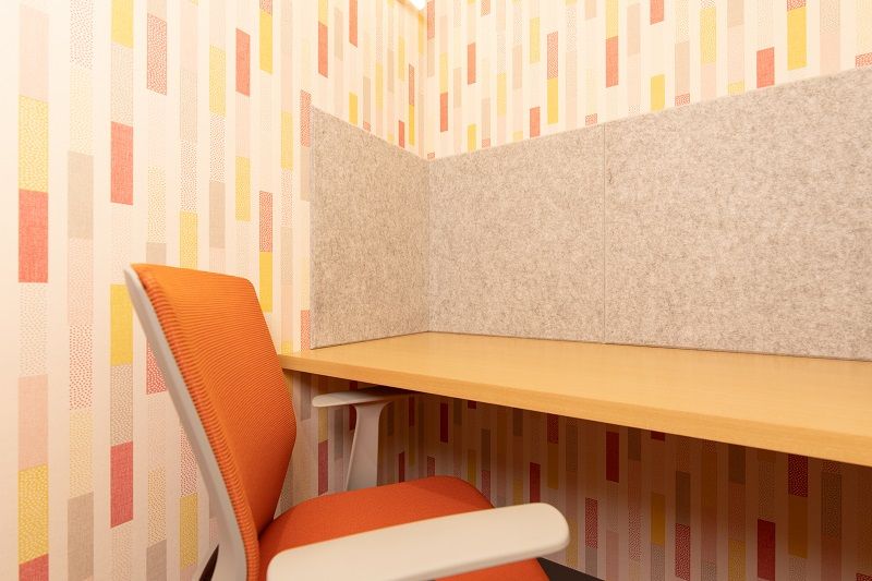 【1時間728円～】1人用個室C - いい部屋Space練馬店