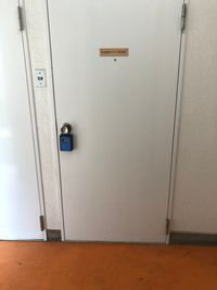 スペース入口ドアです、ドアノブのキーBOXに鍵が入っております。 - お気軽スペースHARU　甲南パーティースペースの入口の写真