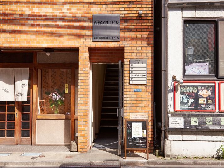 ベッド2台のレンタルサロン - シェアサロンナディ