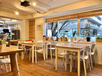 スタートアップカフェ レンタルスペース、レンタルキッチンの室内の写真