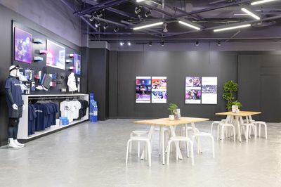 待機スペース - HADO ARENA お台場店 プレミアムルームのその他の写真