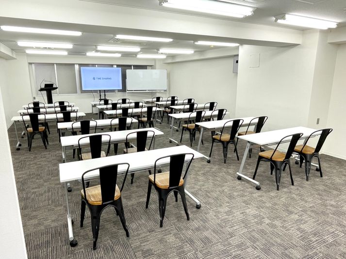 最大34名収容★3階ワンフロア貸切の貸し会議室 - TIME SHARING 茅場町 岡本ビル
