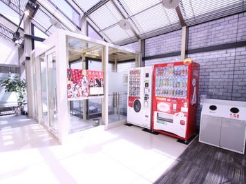 名古屋会議室 栄ガスビル店 クイーンルーム（応用形）の設備の写真