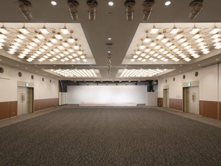 名古屋会議室 栄ガスビル店 栄ガスホール（応用形）の室内の写真