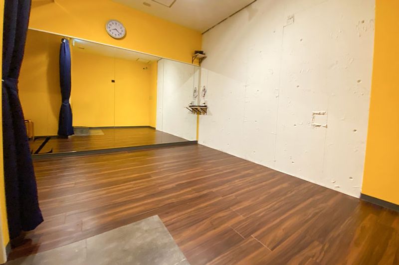 Dst - 心斎橋 レンタルスタジオ　STUDIO BUZZ 