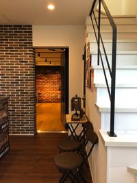 アンティークな入り口 - ジェリージャムスタジオ 完全防音スタジオの入口の写真