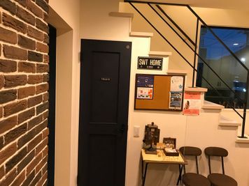トイレ前 - ジェリージャムスタジオ 完全防音スタジオの室内の写真