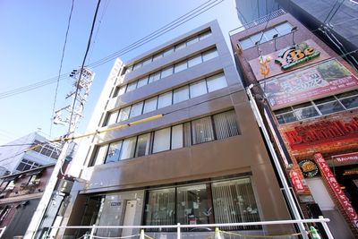 名古屋会議室 名古屋駅前店 ＼直前割30%オフ／第2会議室（セルフ設営）の外観の写真